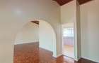 4 Bed House with En Suite in Rosslyn - 9