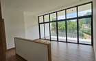 5 Bed House with En Suite in Nyari - 7