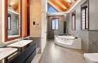 5 Bed House with En Suite in Runda - 7