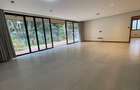 4 Bed Apartment with En Suite in Spring Valley - 3