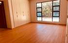 6 Bed Townhouse with En Suite in Karen - 5