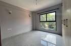 Serviced 2 Bed Apartment with En Suite in Brookside - 8