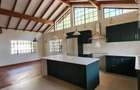 4 Bed Townhouse with En Suite in Lavington - 10