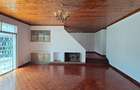 4 Bed House with En Suite at Loresho Creasent - 11