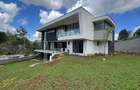 5 Bed Townhouse with En Suite in Nyari - 11