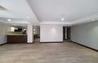 3 Bed Apartment with En Suite at Parklands Rd - 2