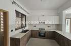 2 Bed Apartment with En Suite in Brookside - 10