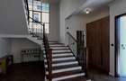 4 Bed Townhouse with En Suite in Lavington - 10