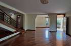 4 Bed Townhouse with En Suite in Lavington - 19