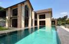 5 Bed House with En Suite in Runda - 1
