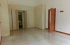 4 Bed Townhouse with En Suite at Riverside - 3