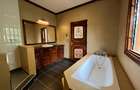 8 Bed House with En Suite at Spring Valley Rd - 6