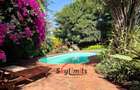 1 Bed House with Swimming Pool in Rosslyn - 10