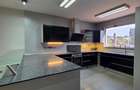 3 Bed Apartment with En Suite in Riverside - 5