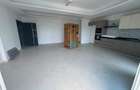 Serviced 2 Bed Apartment with En Suite at Links Road - 6