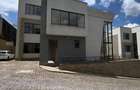 5 Bed Townhouse with En Suite in Lavington - 3