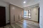 2 Bed Apartment with En Suite at Brookside Dr - 6