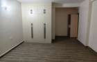 5 Bed Apartment with Staff Quarters in Parklands - 12