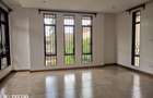 4 Bed Villa with En Suite in Runda - 10