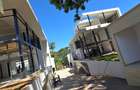 6 Bed Townhouse with En Suite at Lavington Green - 8