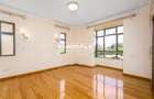 3 Bed Apartment with En Suite in Kilimani - 14
