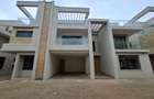 6 Bed Townhouse with En Suite in Lavington - 3