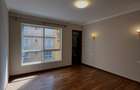 3 Bed Apartment with En Suite in Riverside - 7