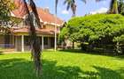 5 Bed Townhouse with En Suite in Runda - 1