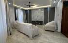 Serviced 2 Bed Apartment with En Suite at 1St Avanue - 13