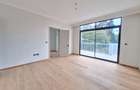 5 Bed Townhouse with En Suite at Lavington Green - 10