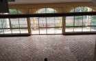 5 Bed Townhouse with En Suite in Lavington - 6