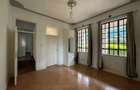 5 Bed House with En Suite in Runda - 13