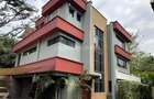 5 Bed Townhouse with En Suite at Lavington - 5