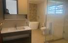 5 Bed House with En Suite at Brookside - 3