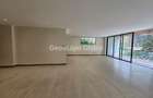 4 Bed Apartment with En Suite in Westlands Area - 16