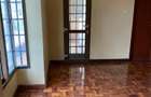 4 Bed Townhouse with En Suite at Lavington - 6