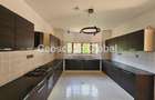 5 Bed House with En Suite in Runda - 7