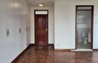 4 Bed House with En Suite at Rosslyn Heights - 9