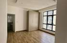 3 Bed Apartment with En Suite in Riverside - 10