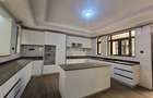 6 Bed House with En Suite at Kimbo - 8