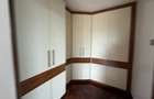 3 Bed Apartment with En Suite in Riverside - 14