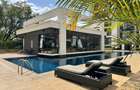Serviced 2 Bed Apartment with En Suite in Lavington - 9
