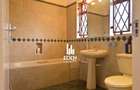 6 Bed Villa in Runda - 11