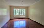 4 Bed Townhouse with En Suite at Brookside Garden - 13