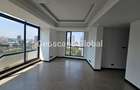 3 Bed Apartment with En Suite in Riverside - 4