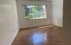 4 Bed Apartment with Parking in Riverside - 11
