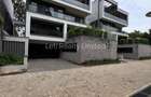 4 Bed Townhouse with En Suite in Lavington - 1