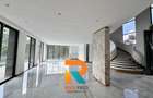 5 Bed Townhouse with En Suite at Off Redhill Road - 2