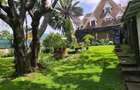 7 Bed House with En Suite in Runda - 4