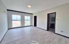 2 Bed Apartment with En Suite at Riverside Drive - 13